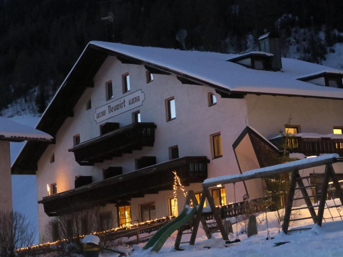 Gasthof Albergo Neuwirt Val di Vizze Exteriör bild
