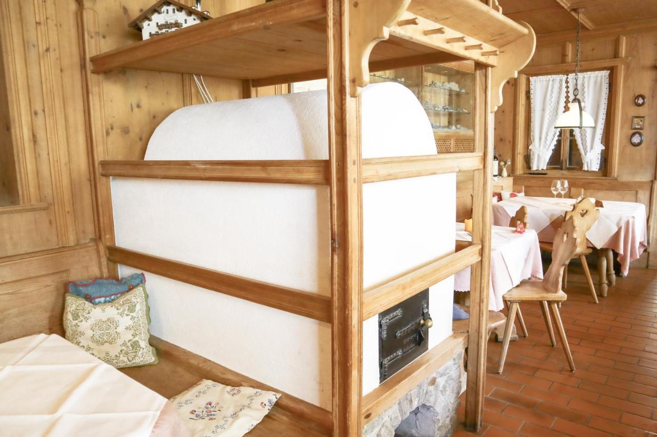 Gasthof Albergo Neuwirt Val di Vizze Exteriör bild
